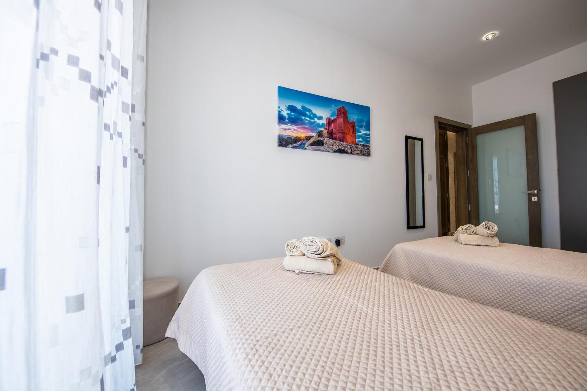Clifftop Modern Apartment Mellieħa Eksteriør billede